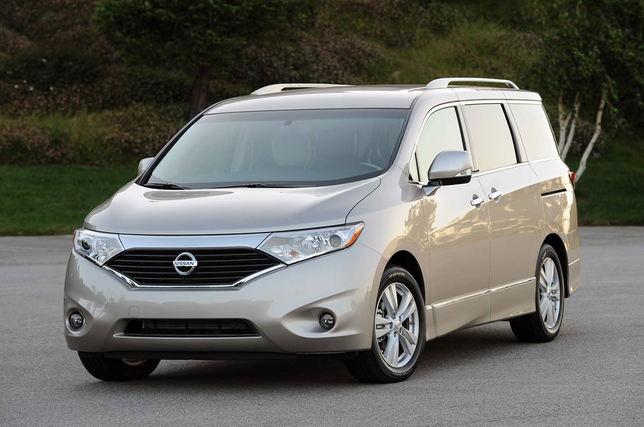 2011 Nissan Quest front 3/4 view