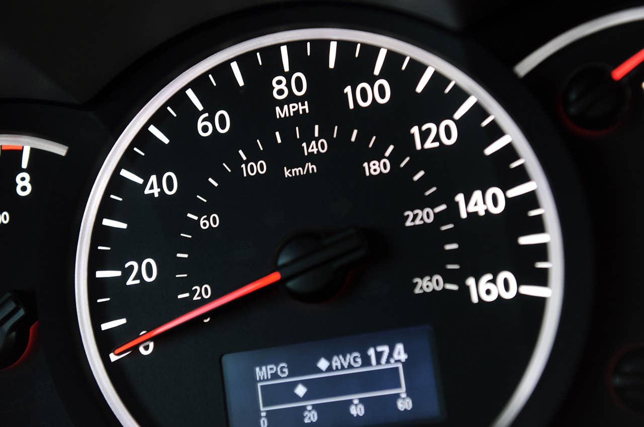 2011 Nissan Quest speedometer
