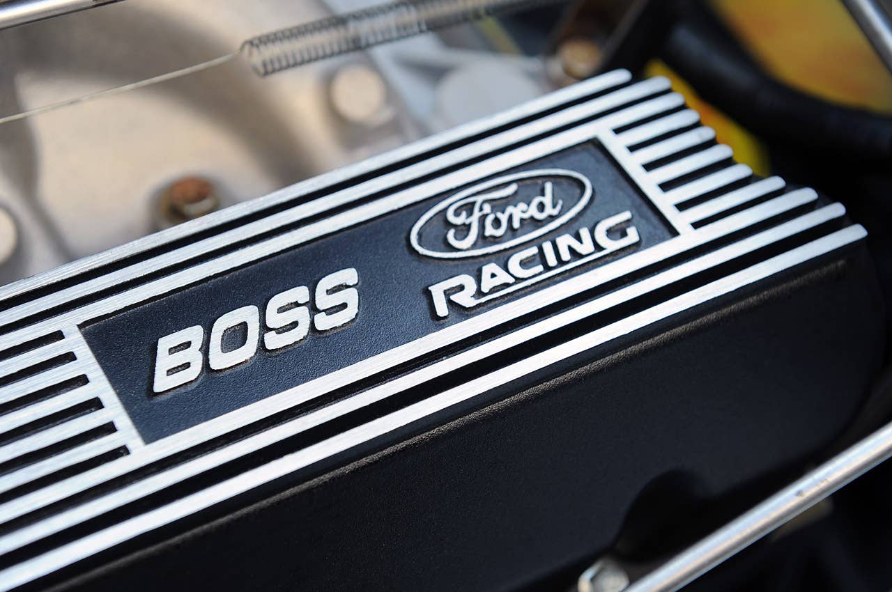Shelby Cobra 289 FIA engine detail