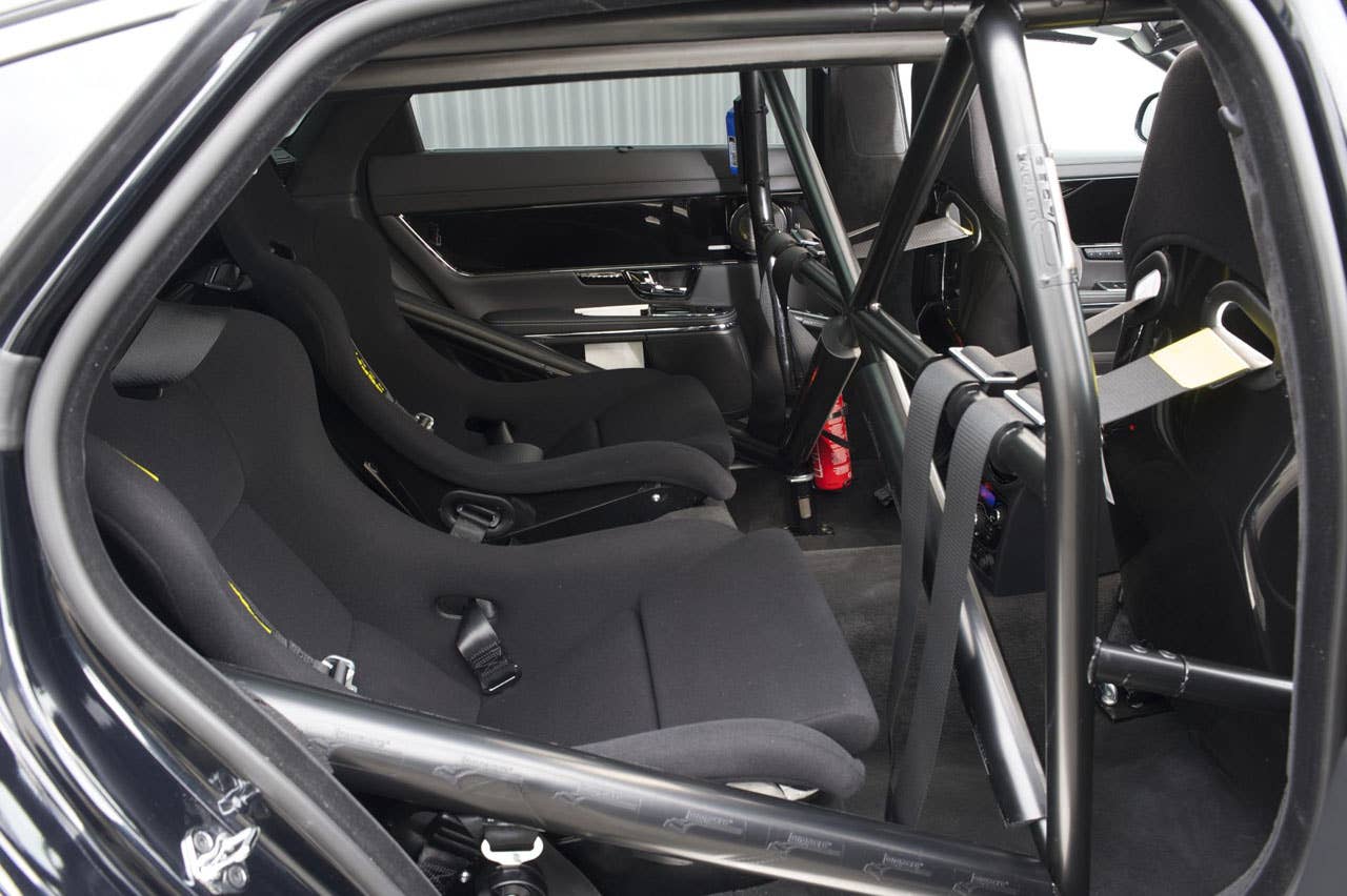 Jaguar XJ Supersport Ring Taxi back seats