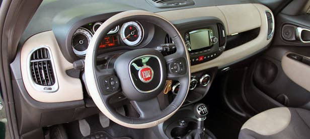 2015 Fiat 500L Living interior