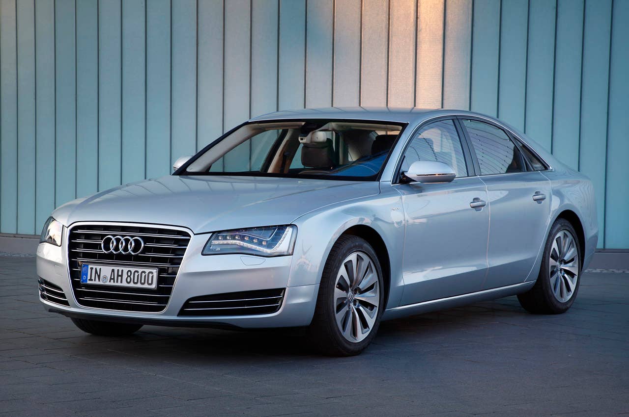 2012 Audi A8 Hybrid front 3/4 view