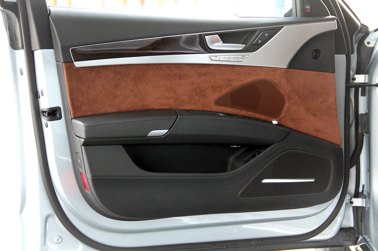 2012 Audi A8 Hybrid door