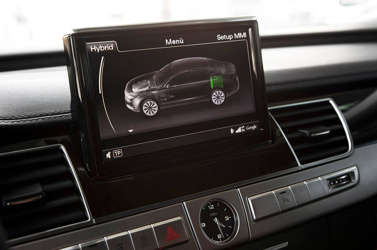 2012 Audi A8 Hybrid multimedia system