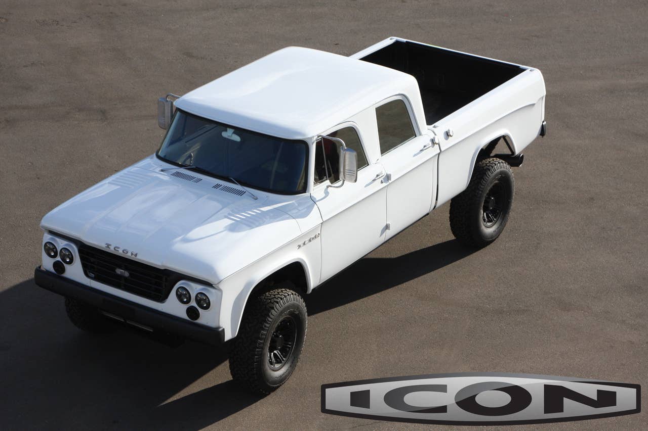 ICON D200 front 3/4