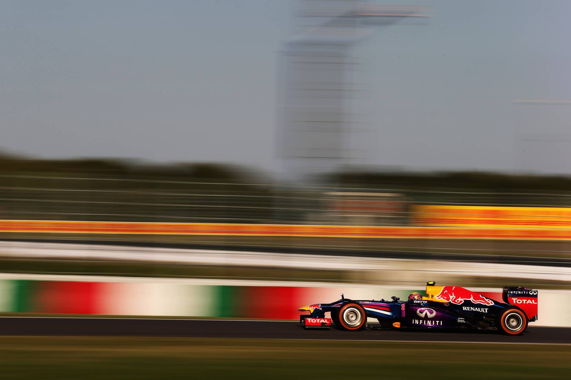 SUZUKA, JAPAN - OCTOBER 13:  Mark Webber of Australia and Infiniti Red Bull Racing drives during the Japanese Formula One Grand Prix at Suzuka Circuit on October 13, 2013 in Suzuka, Japan.  (Photo by Mark Thompson/Getty Images)