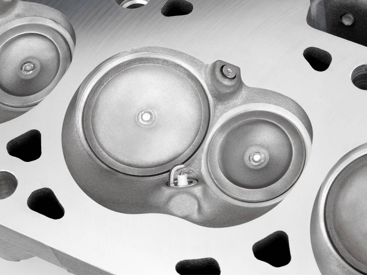 2014 Chevrolet Corvette Stingray LT1 combustion chamber