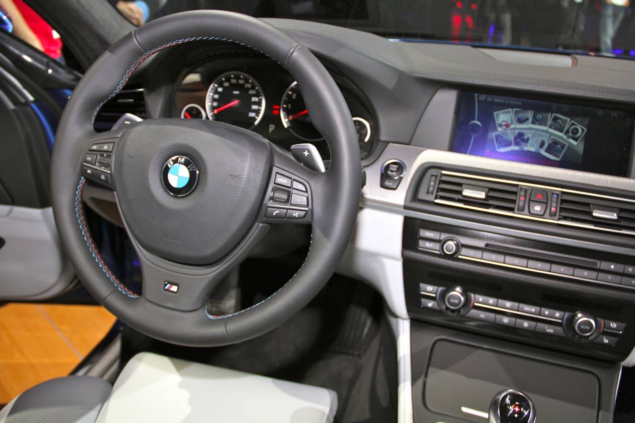 2012 BMW M5 live