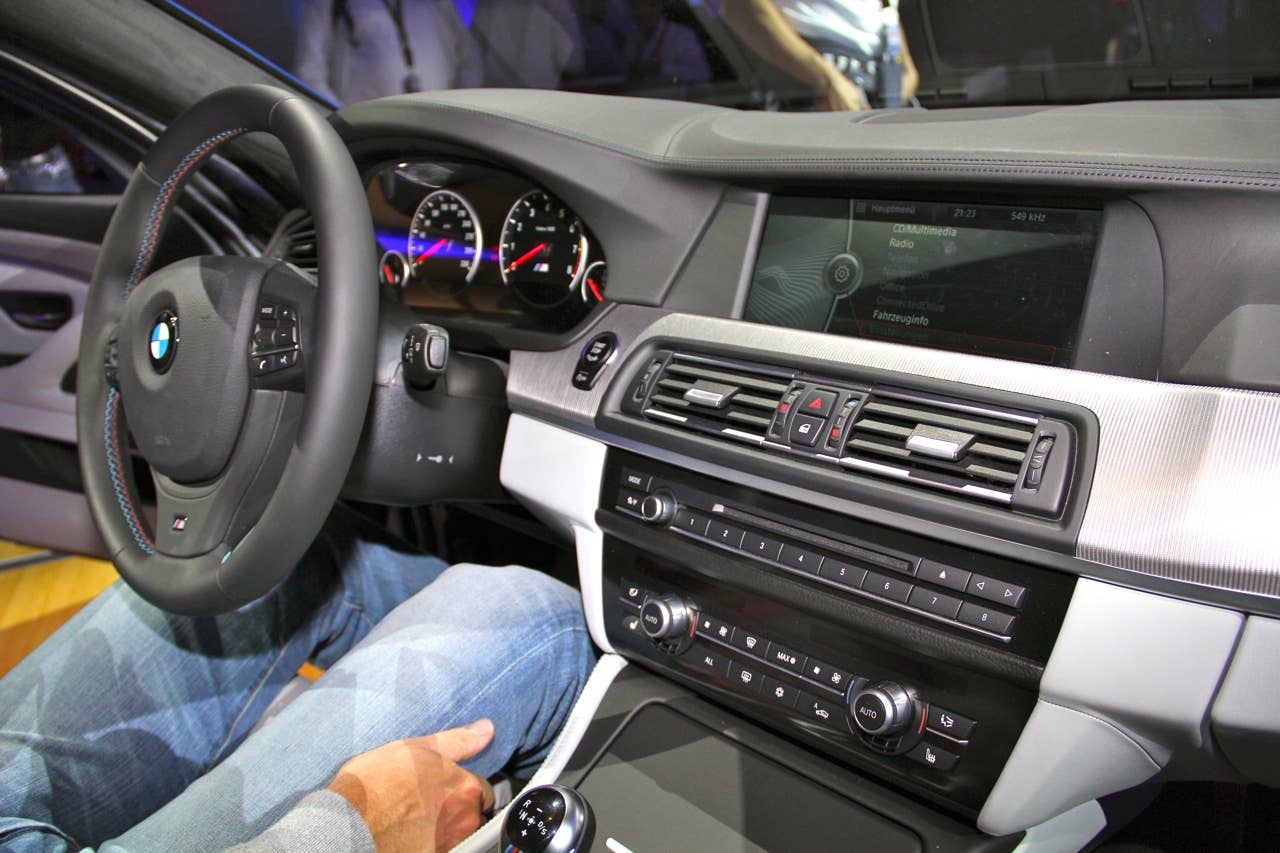 2012 BMW M5 live