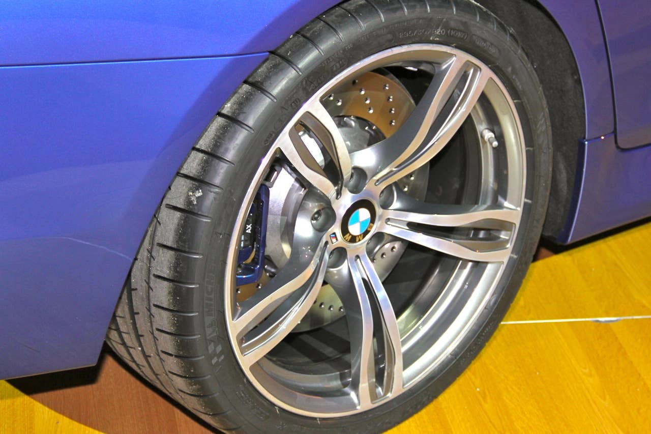 2012 BMW M5 live