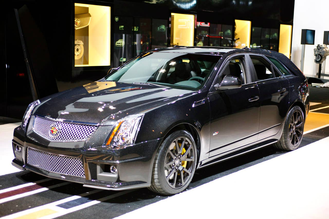2011 Cadillac CTS-V Sport Wagon Black Diamond Edition front 3/4