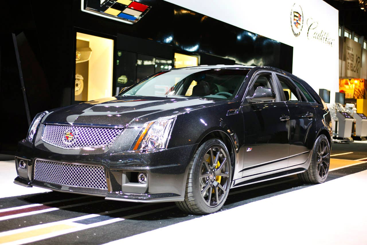 2011 Cadillac CTS-V Sport Wagon Black Diamond Edition front 3/4