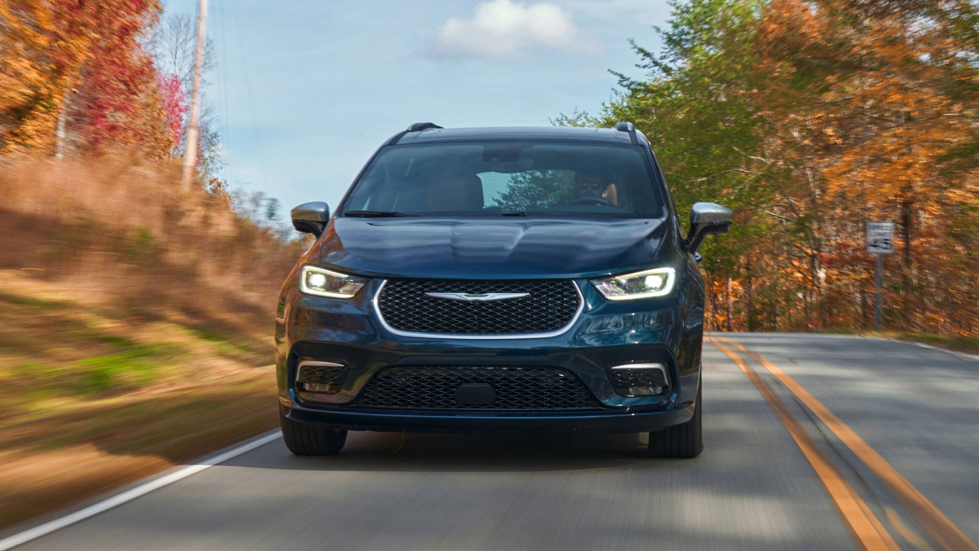 2025 Chrysler Pacifica Plug-In Hybrid Pinnacle