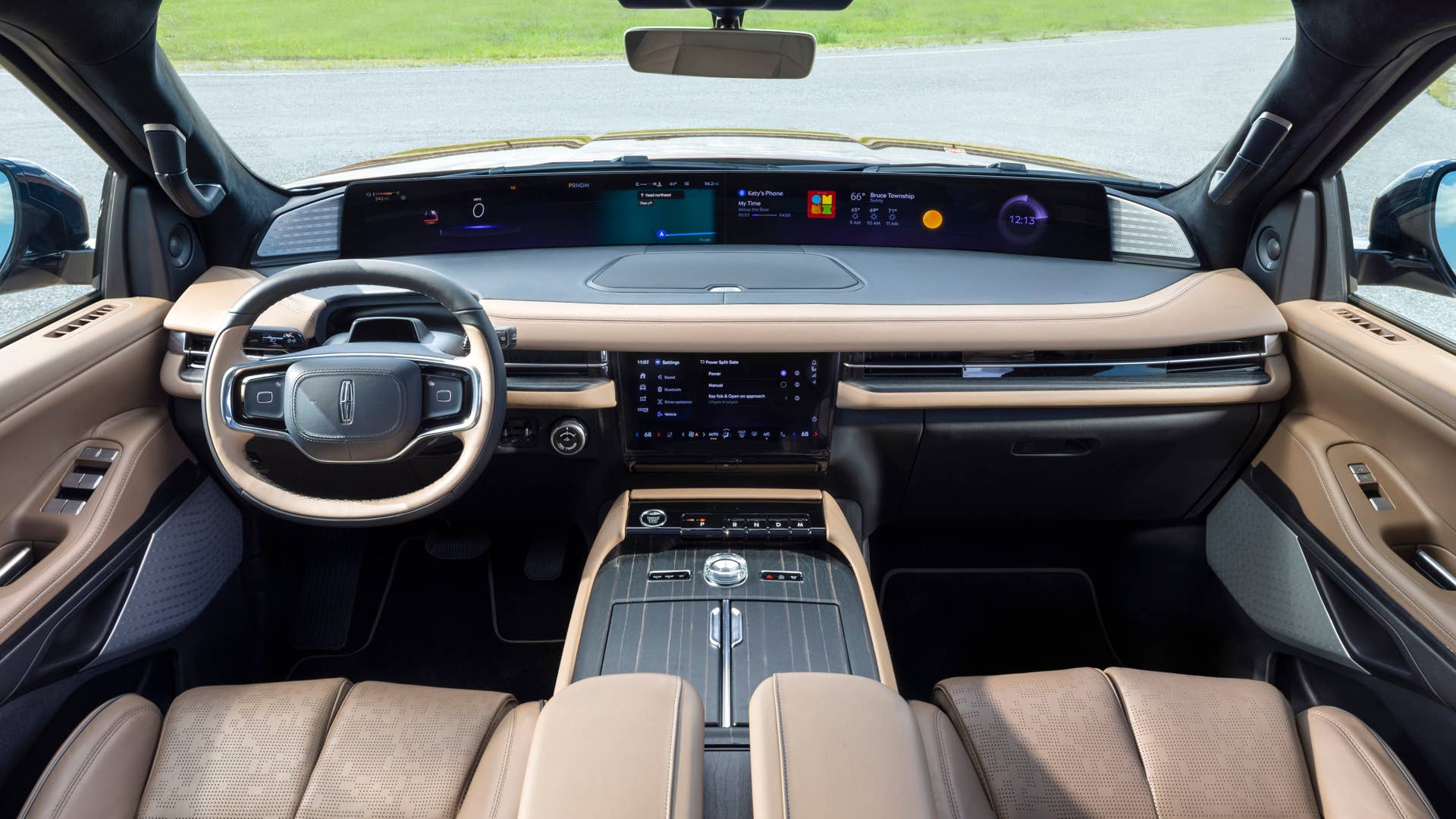 Preproduction model shown. Available Spring 2025. Amazon, Alexa, Prime Video, and all related marks are trademarks of Amazon.com, Inc. or its affiliates. Google, Google Assistant, Google Maps, and Google Play are trademarks of Google LLC. Apple CarPlay is a trademark of Apple Inc., registered in the U.S. and other countries. All other third-party products, company names, and logos are trademarks and remain the property of their respective owners.