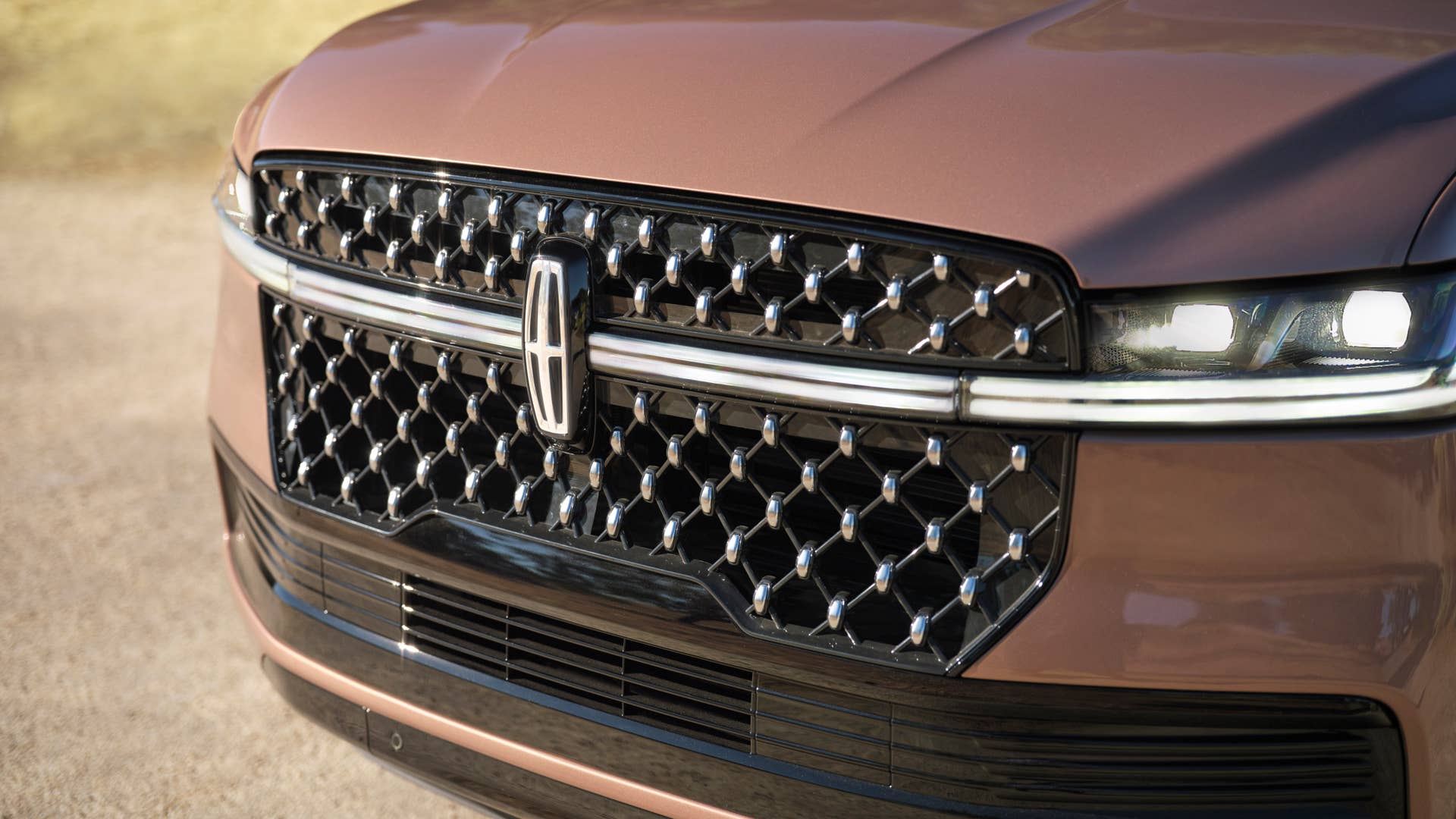 Preproduction model shown. Available Spring 2025.