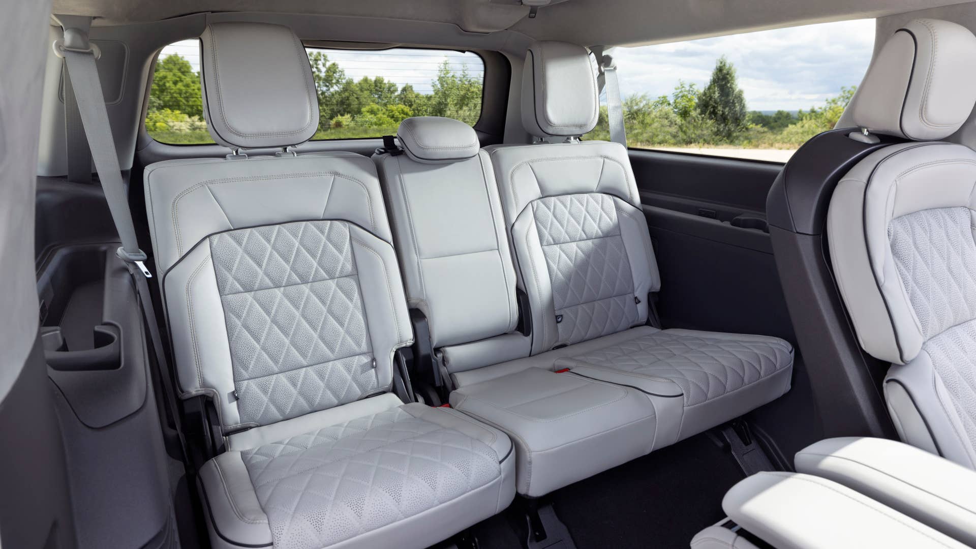 Preproduction model shown. Available Spring 2025.