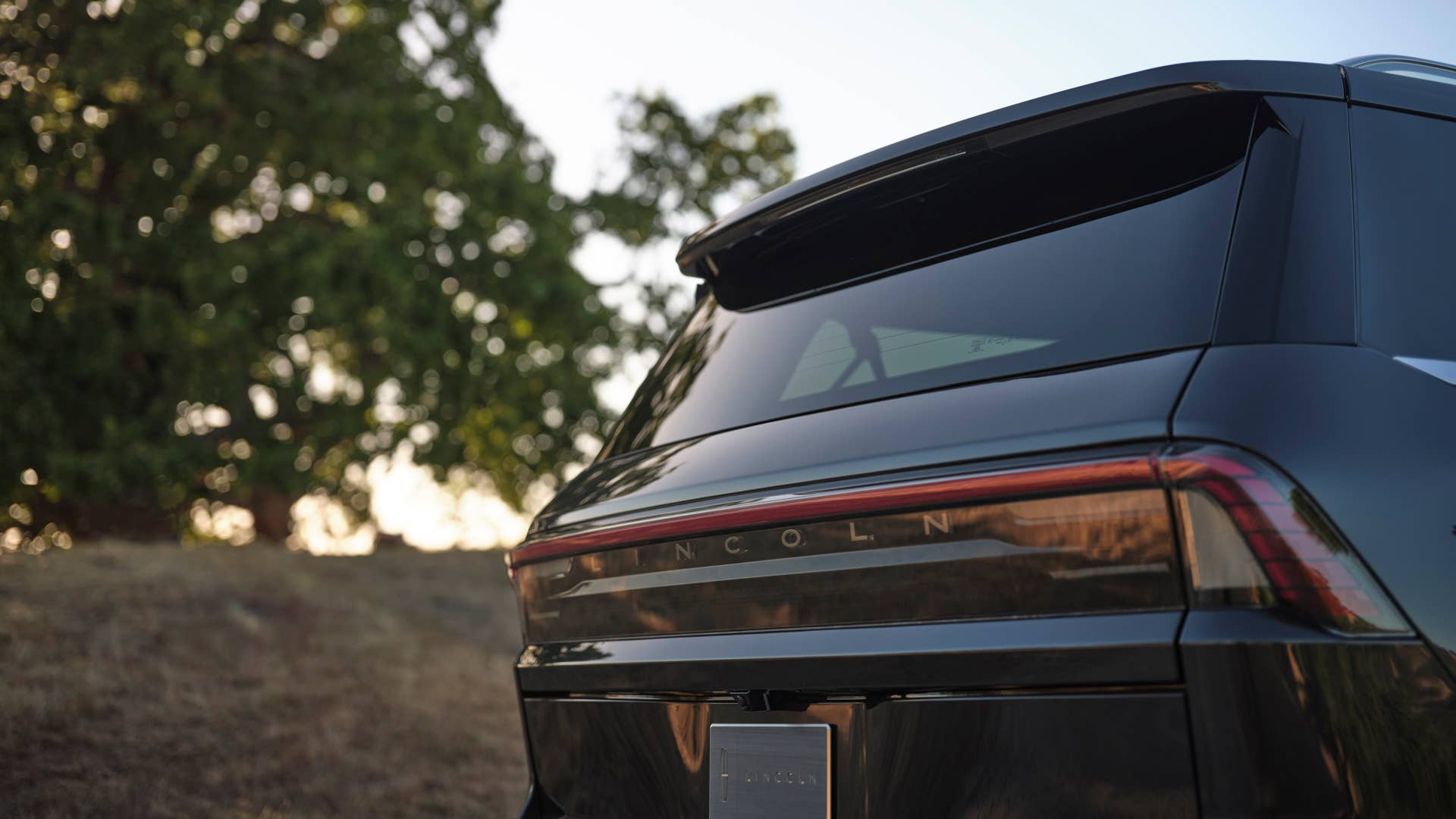 Preproduction model shown. Available Spring 2025.
