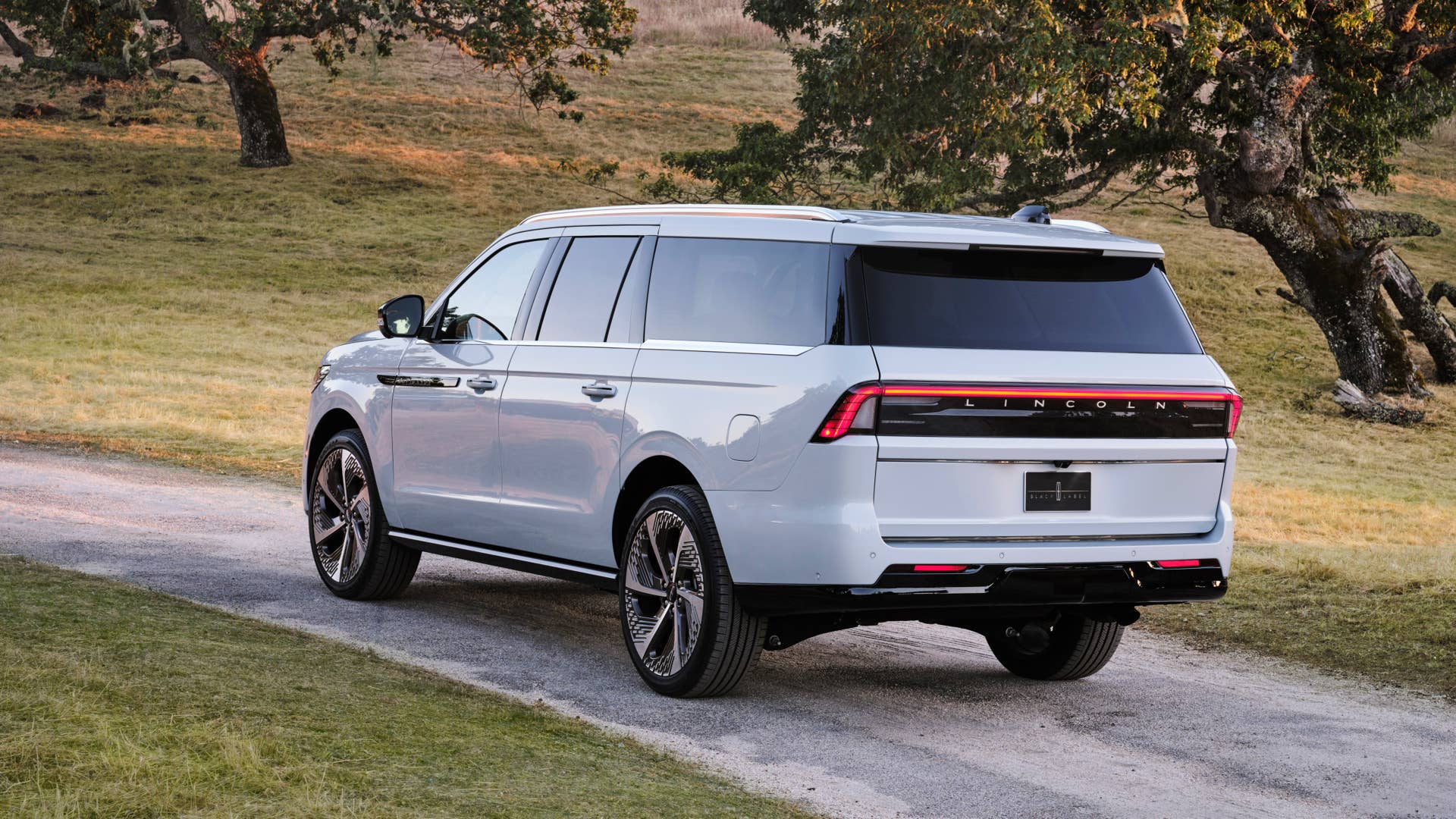 Preproduction model shown. Available Spring 2025.