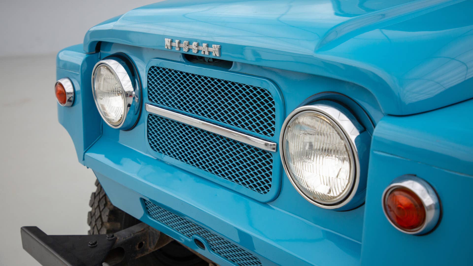 With a stout frame and suspension, and selectable four-wheel drive, the Patrol had a reputation for toughness.