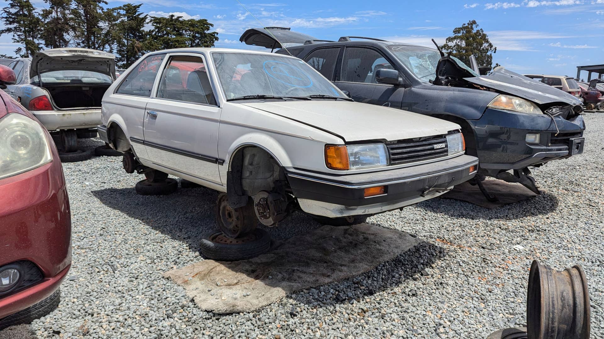 Junkyard Gem: 1987 Mazda 323 DX 1.6i Hatchback - Autoblog