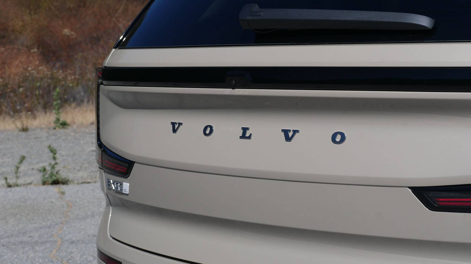 Volvo EX90 rear badges