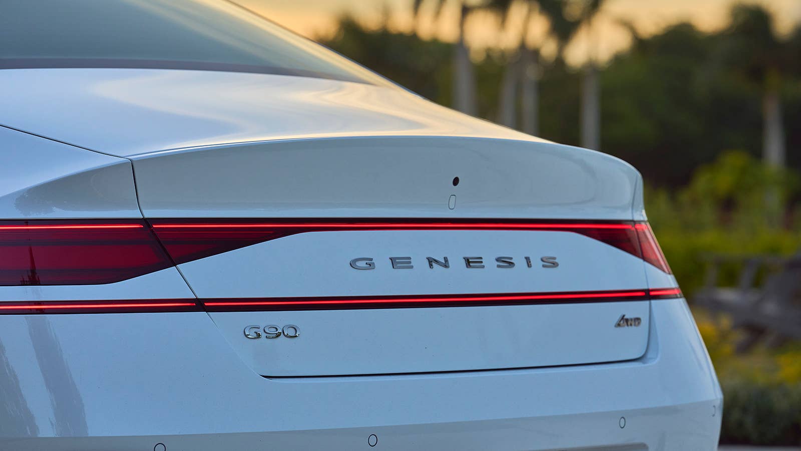 2024 Genesis G90