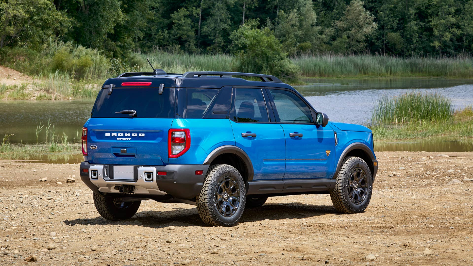 Preproduction model shown. Available early 2025.