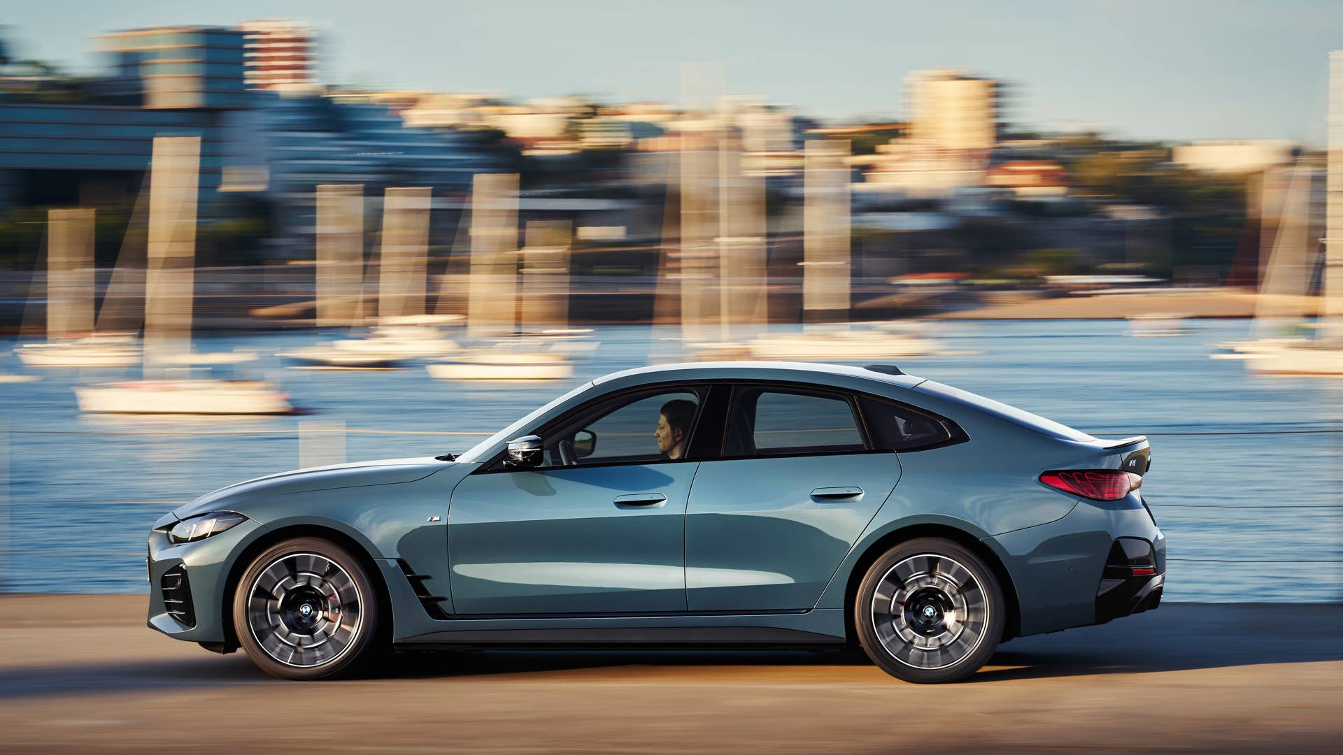 2025 BMW i4