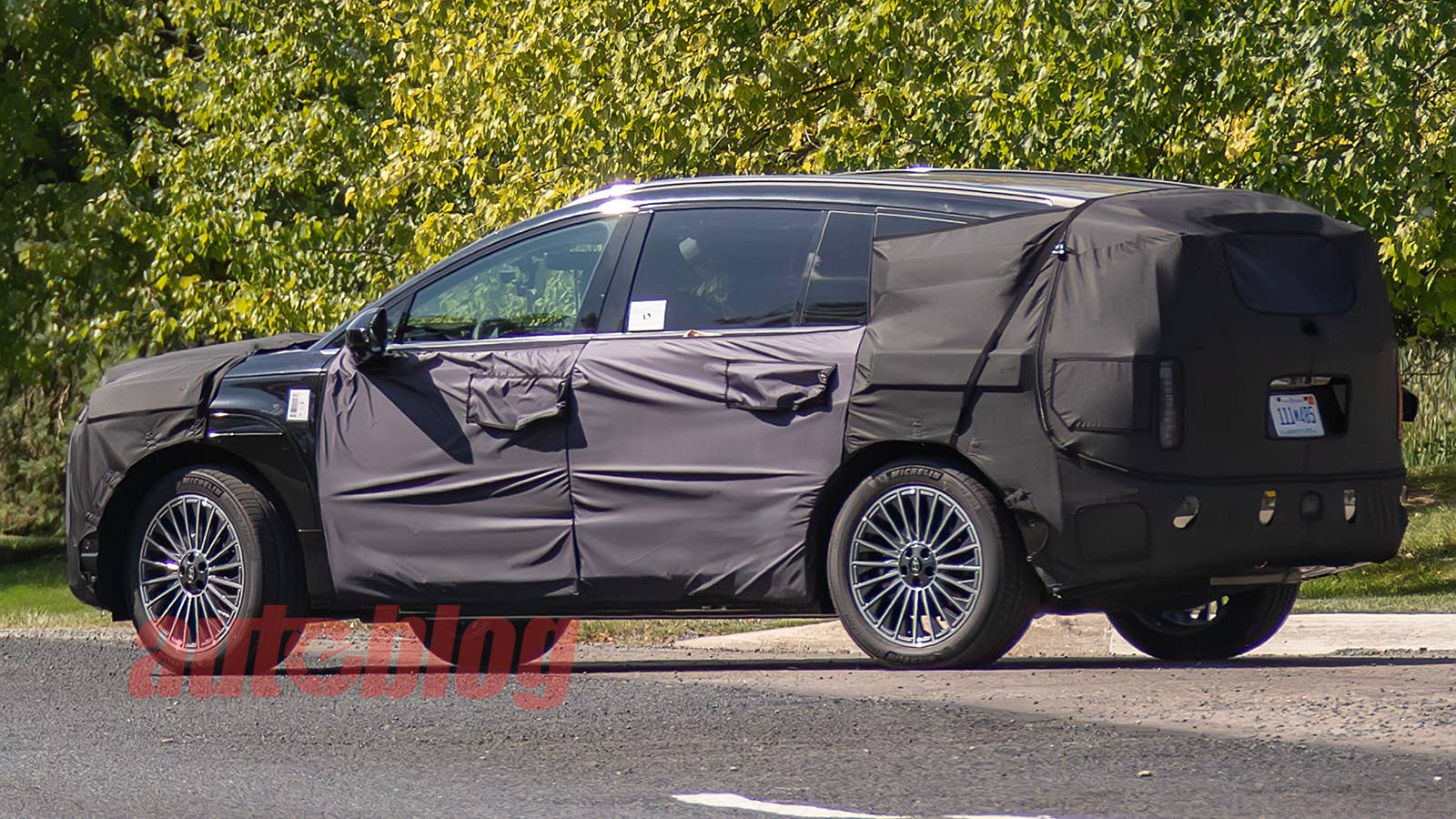 Hyundai Ioniq three-row SUV prototype