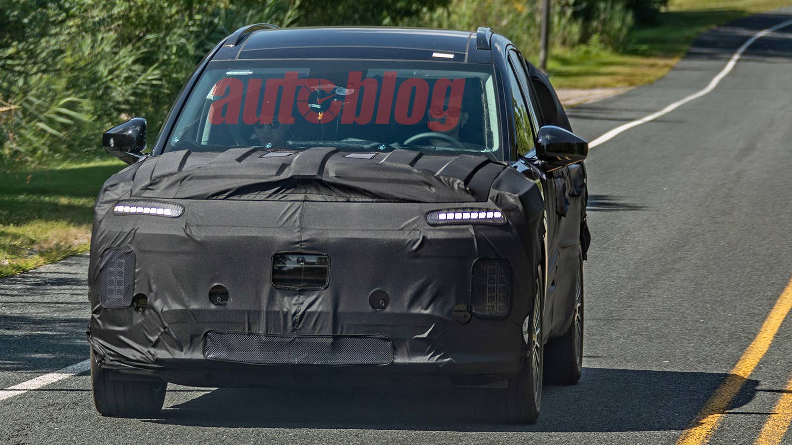 Hyundai Ioniq three-row SUV prototype