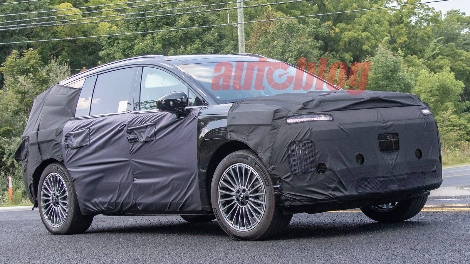 Hyundai Ioniq three-row SUV prototype