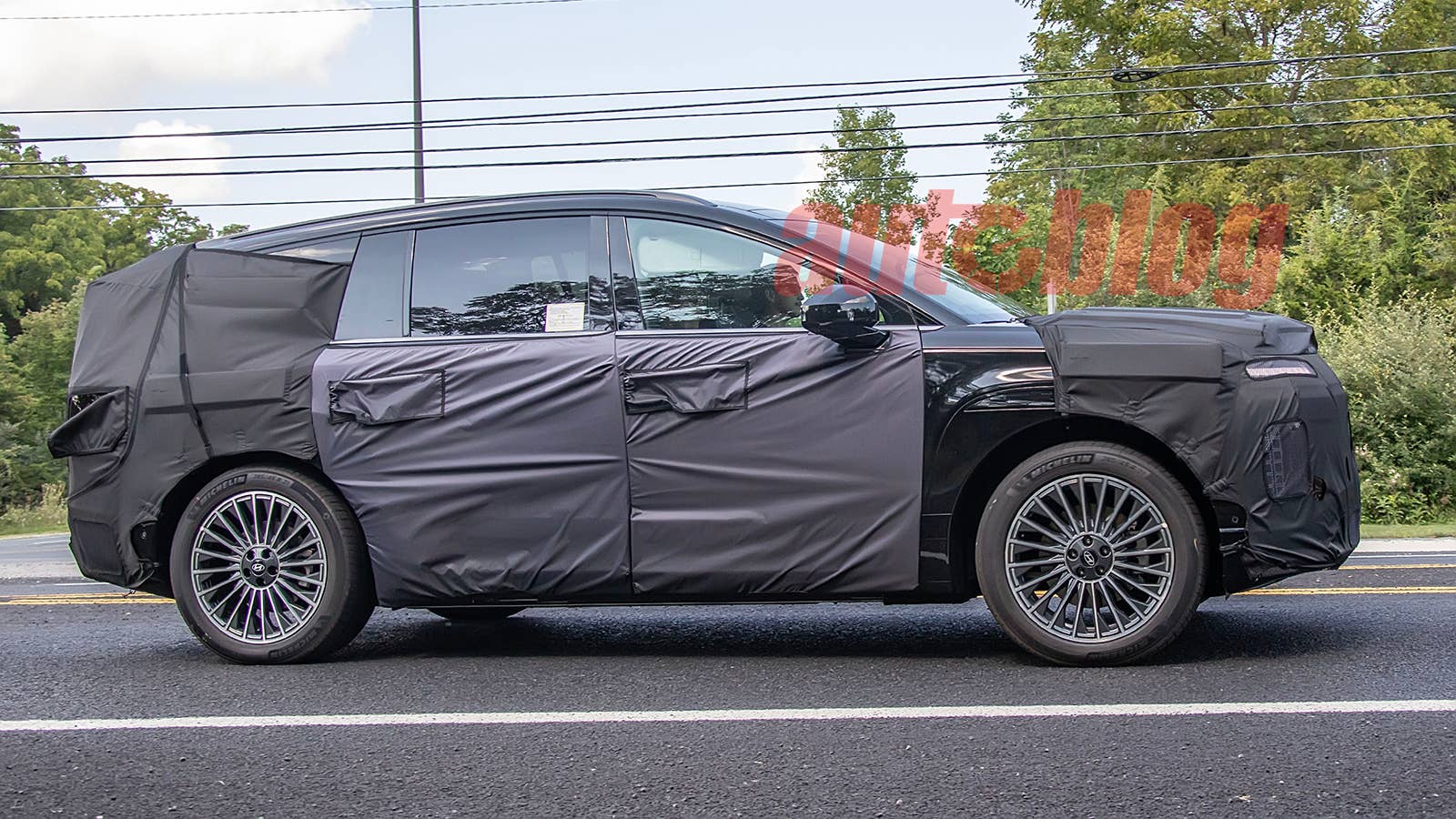 Hyundai Ioniq three-row SUV prototype