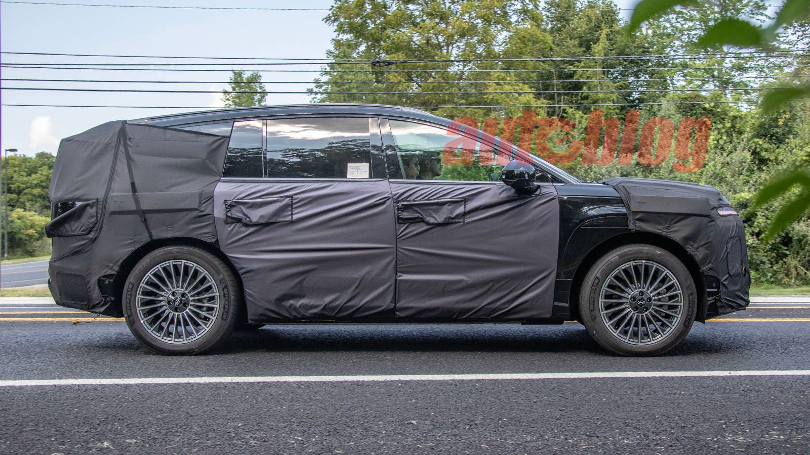 Hyundai Ioniq three-row SUV prototype