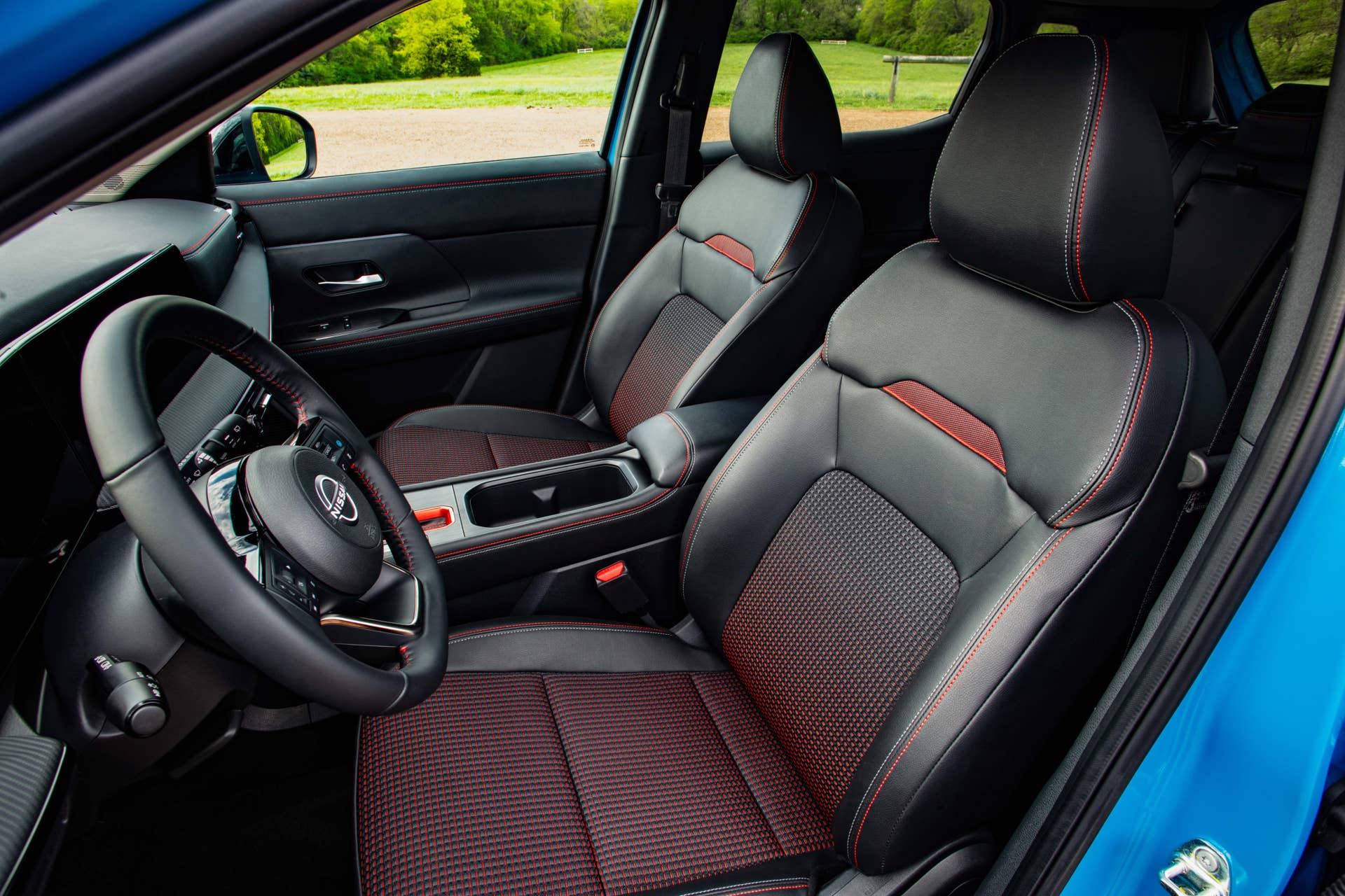 2025 Nissan Kicks