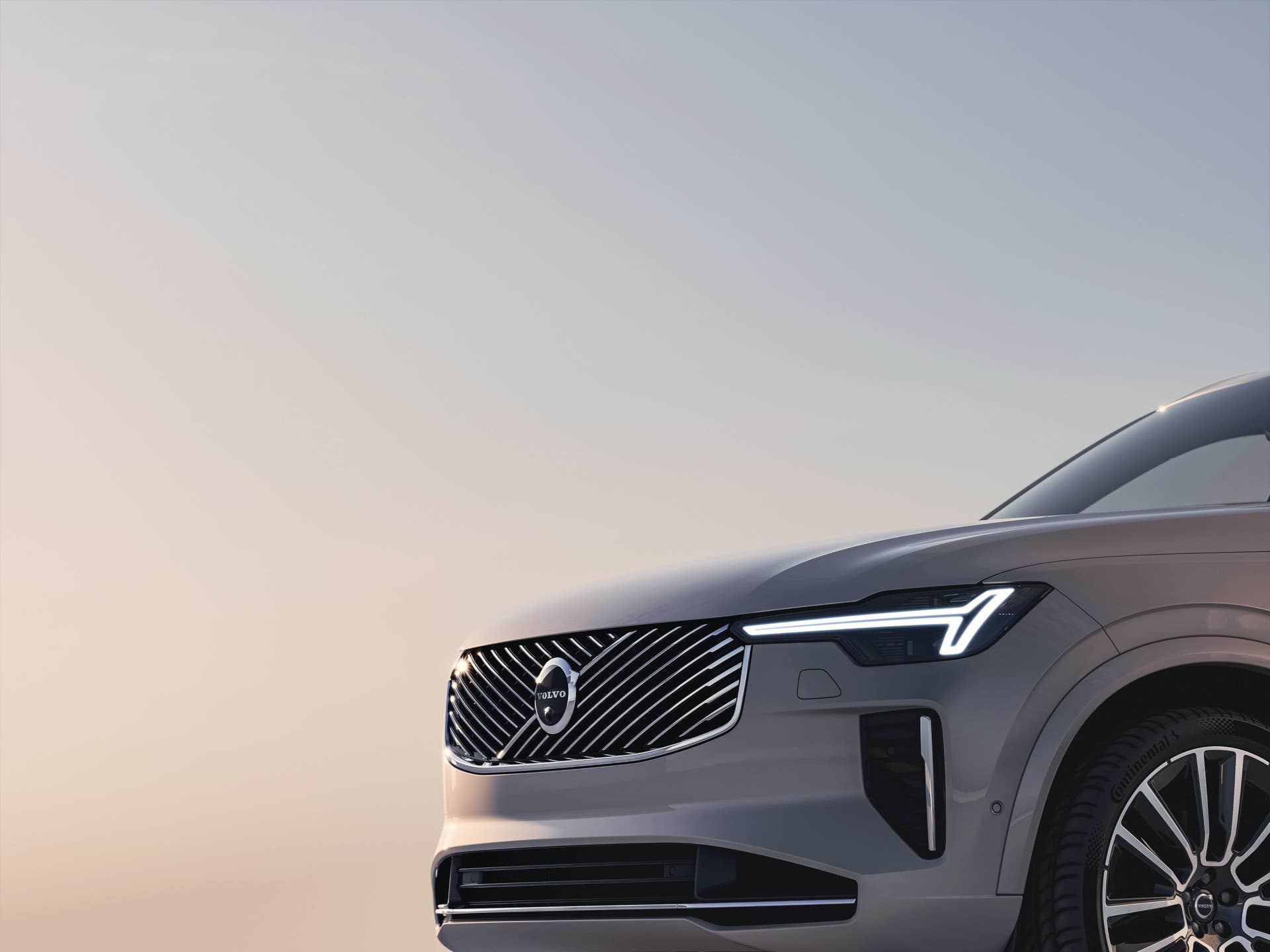 2025 Volvo XC90 PHEV