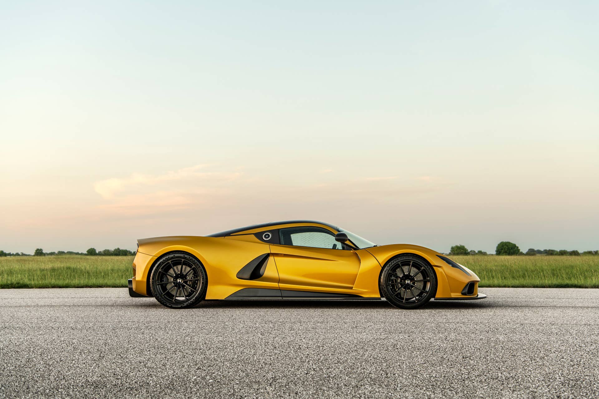 The Hennessey Venom F5 Coupe side view