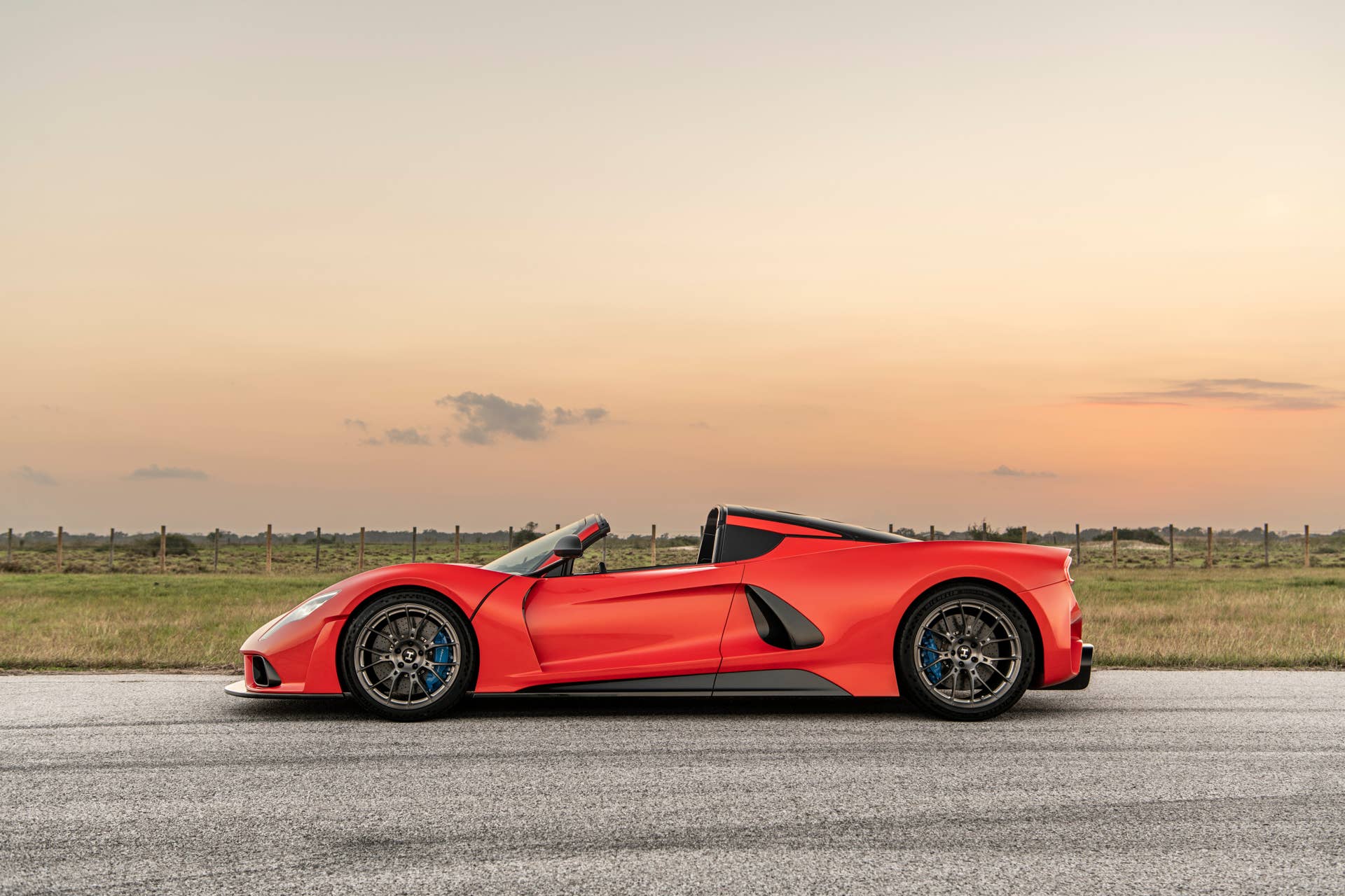 The Hennessey Venom F5 Roadster side view