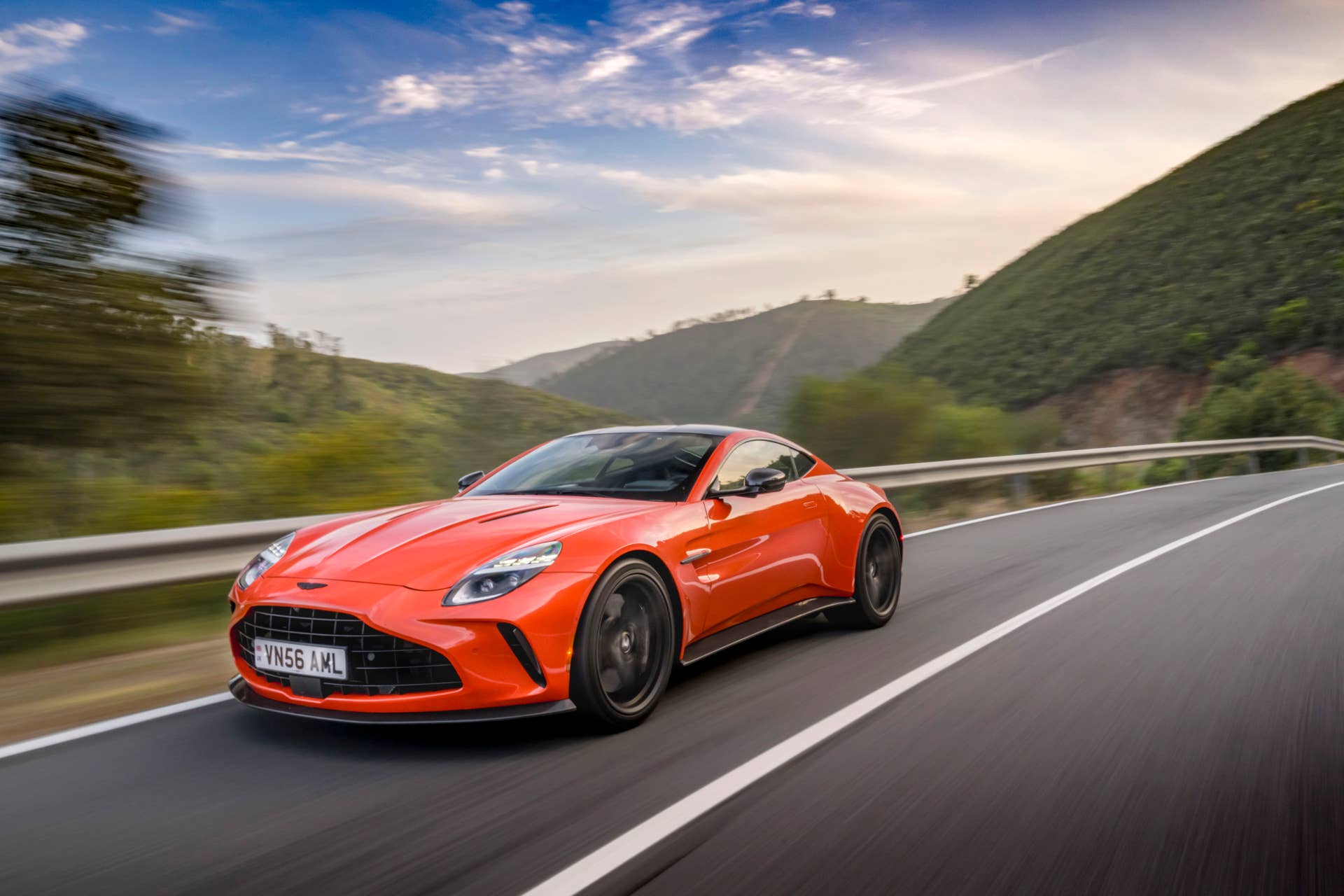 2024 Aston Martin Vantage