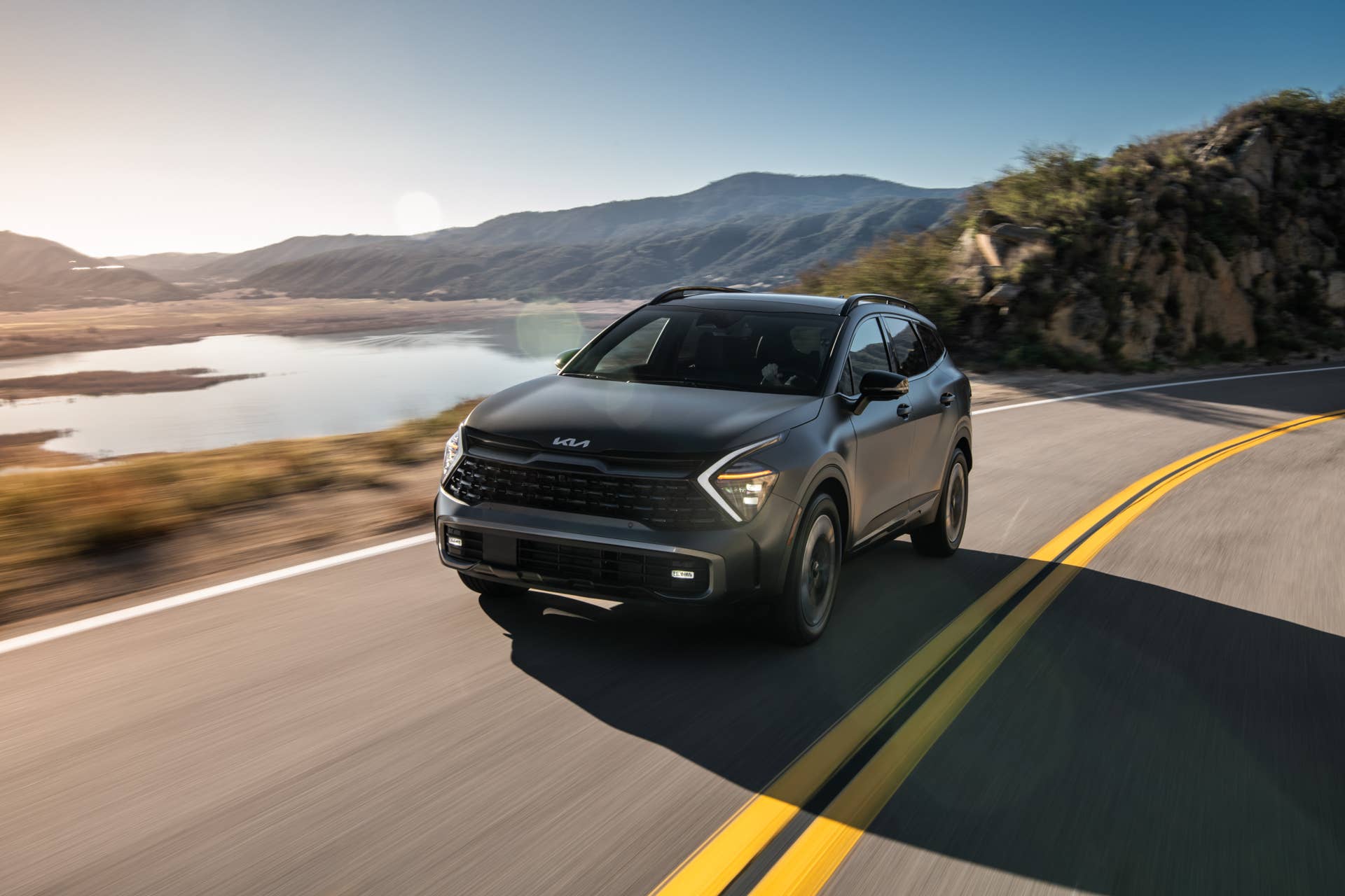 2025 Sportage PHEV exterior.