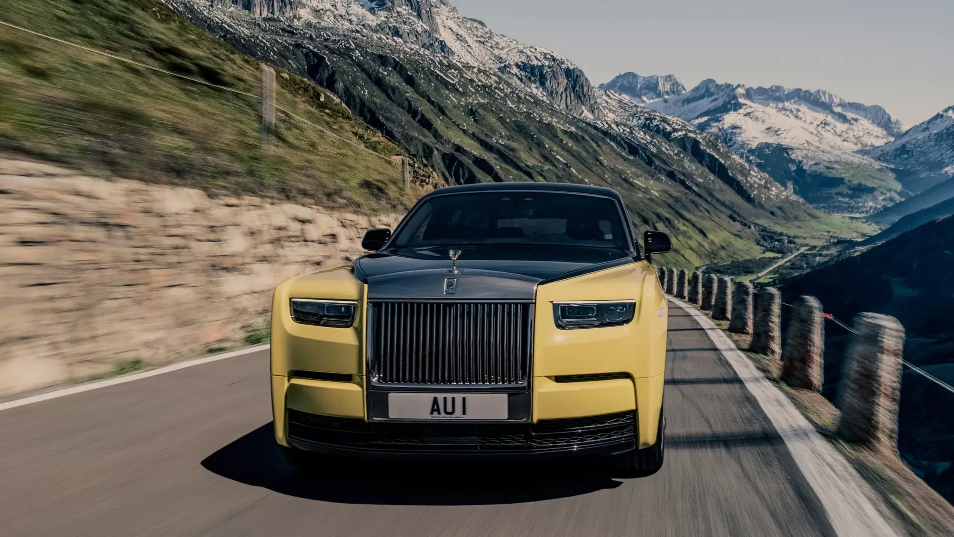 Rolls-Royce Phantom Goldfinger Front