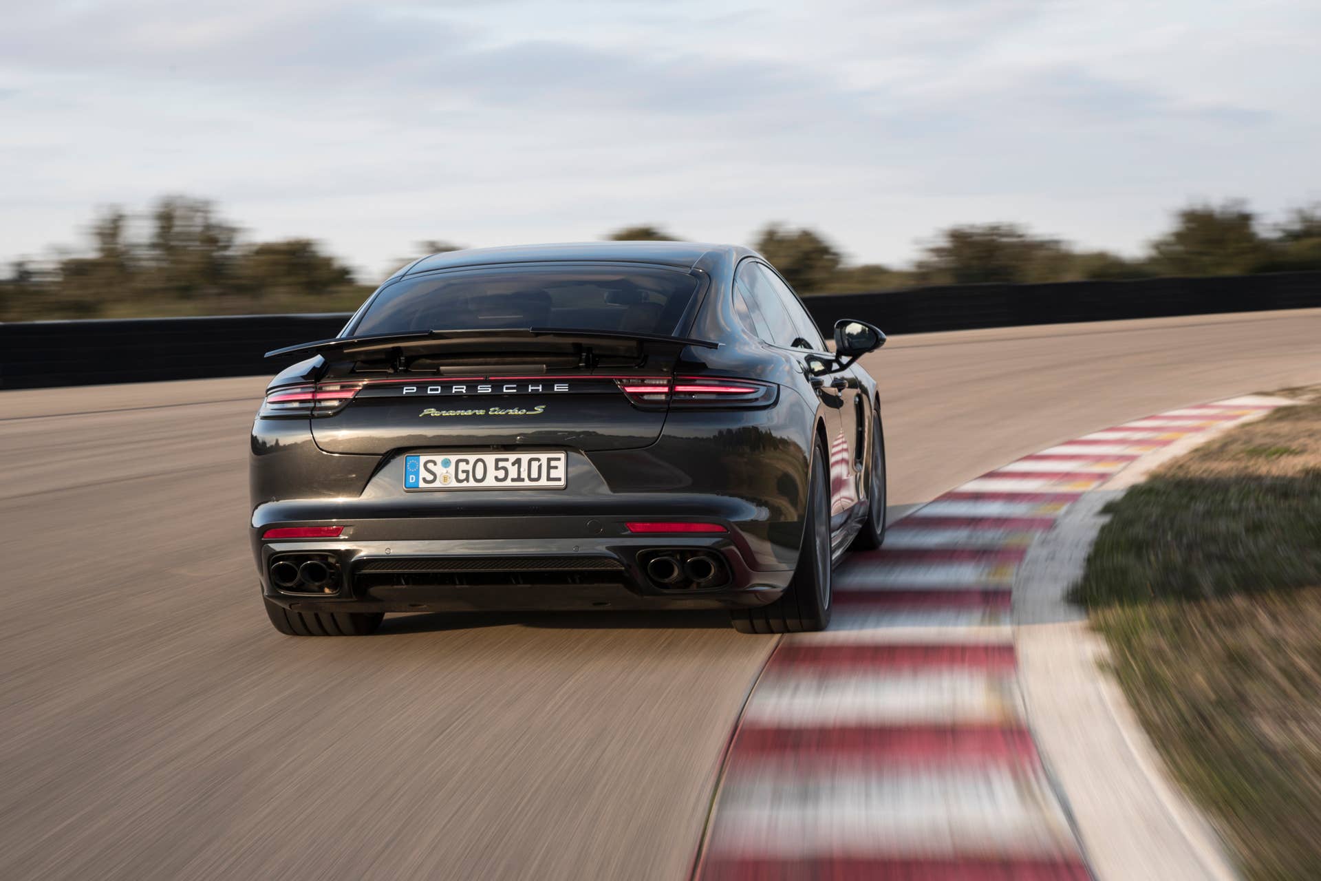 Porsche Panamera Turbo S E-Hybrid Rear