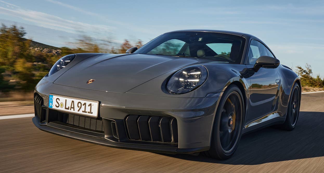2025 Porsche 911 GTS T-Hybrid