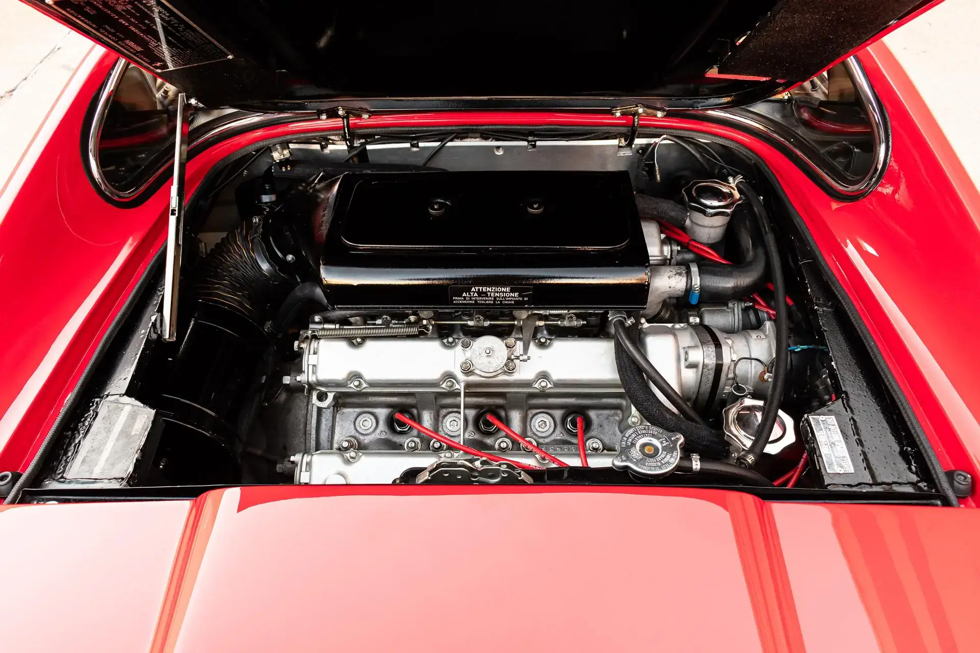 Ex–Bob Seger 1973 Ferrari Dino 246 GTS Engine