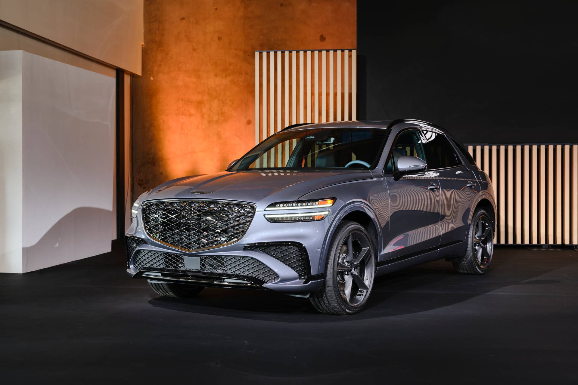 2026 Genesis GV70 refresh—what’s actually new? - Autoblog