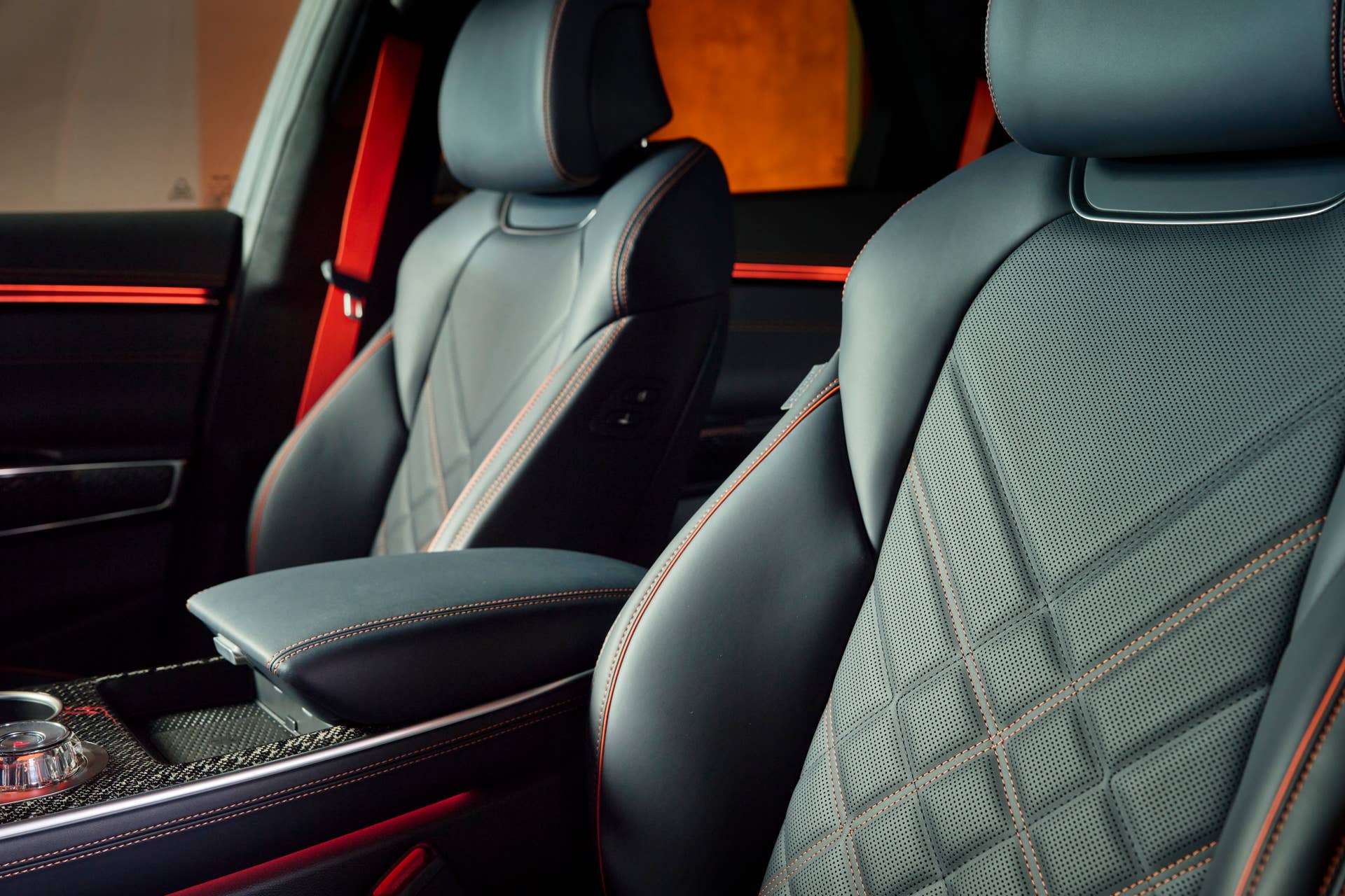 2026 Genesis GV70 refresh—what’s actually new? - Autoblog