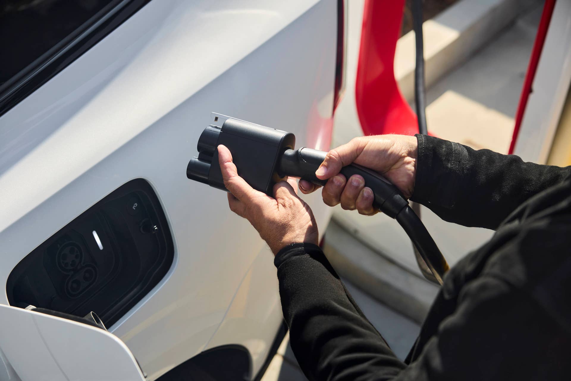 Volvo EV SUV NACS Port