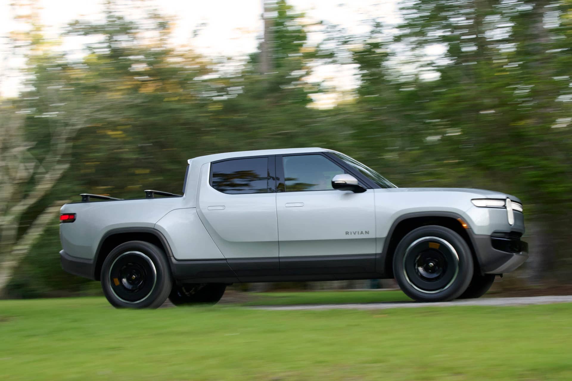 What is the Best EV Pickup Truck for Towing? - Autoblog