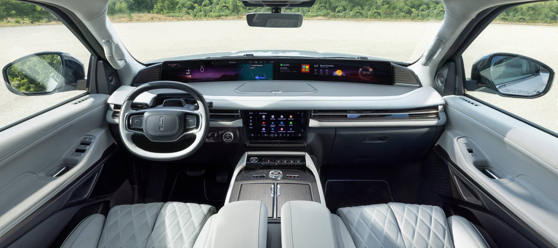 The dashboard of the 2025 Lincoln Navigator