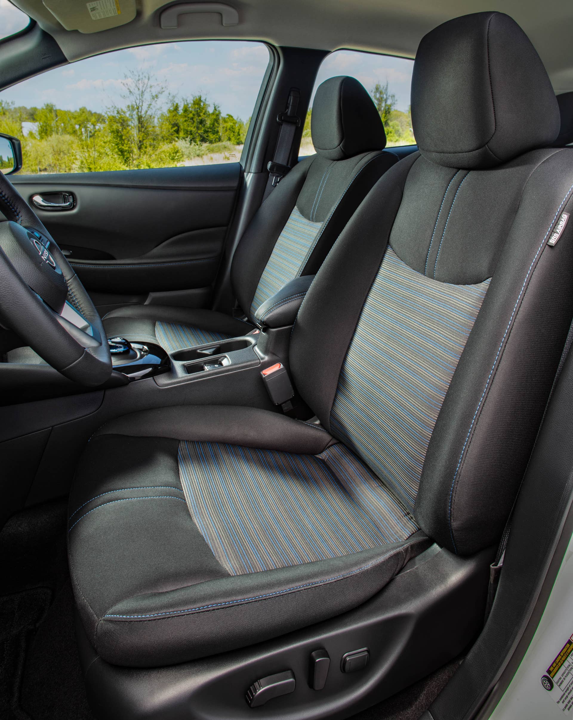 2025 Nissan Leaf