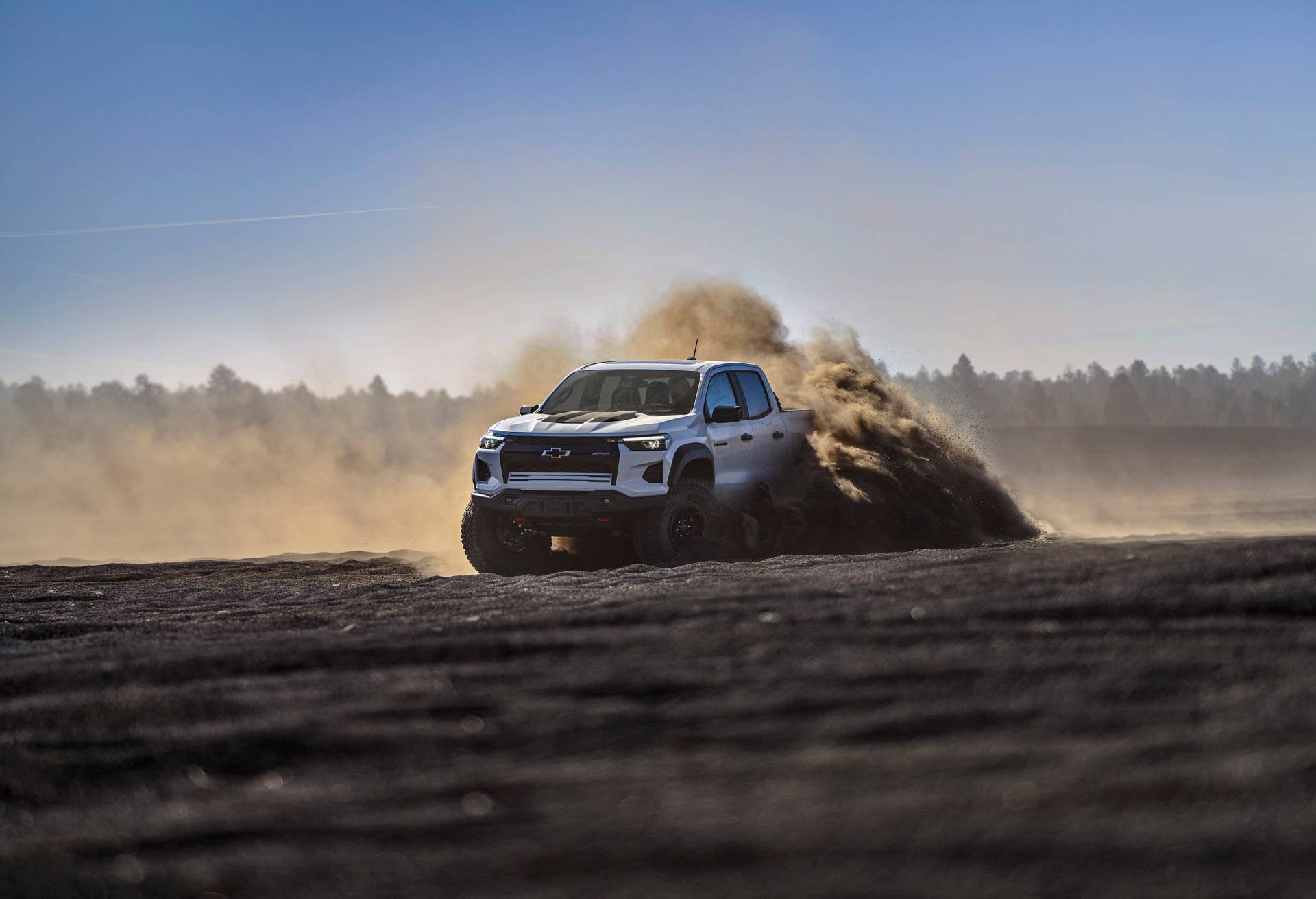 2025 Chevy Colorado ZR2 Vs. 2025 Ford Ranger Raptor: 5 Major ...
